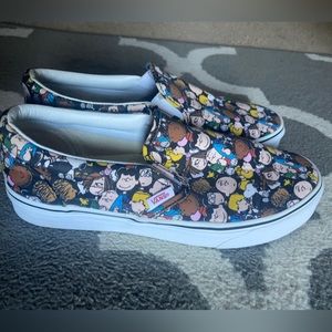 Vans x Peanuts Slip On shoes. Size 9.5